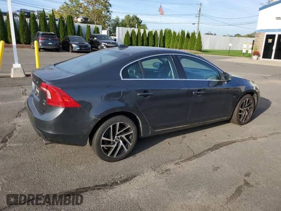 2012 Volvo S60 T6 с VIN YV1902FH6C2046452, выставлен на аукционе Copart как лот 84797215 с пробегом 118 378 миль миль и Чистый • Clean title. История ставок и продаж доступна на DreamBid. Изображение 3.