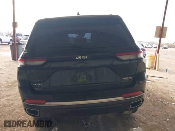2022 Jeep Grand Cherokee Summit Reserve z VIN 1C4RJHET3N8517808, wystawiony jako IAAI lot #41115019 z przebiegiem 35 984 mil mil oraz . Historia ofert i sprzedaży dostępna na DreamBid. Obrazek 16.