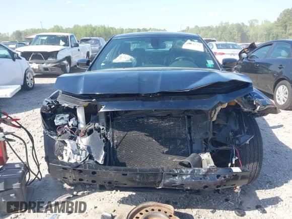 2017 Chrysler 300 S z VIN 2C3CCAGG1HH530132, wystawiony jako IAAI lot #42061529 z przebiegiem 123 462 mil mil oraz . Historia ofert i sprzedaży dostępna na DreamBid. Obrazek 6.