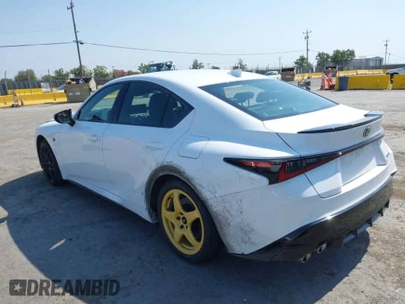 2024 Lexus IS 500 F Sport Performance z VIN JTHAP1D22R5006706, wystawiony jako IAAI lot #42397037 z przebiegiem 1 317 mil mil oraz . Historia ofert i sprzedaży dostępna na DreamBid. Obrazek 3.