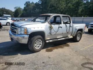 2013 Chevrolet Silverado 1500 LT with VIN 3GCPCSE00DG200985, listed as a Copart auction lot 70080885 with Not provided miles and Non repairable. Bid and sale history available at DreamBid. Image 1.