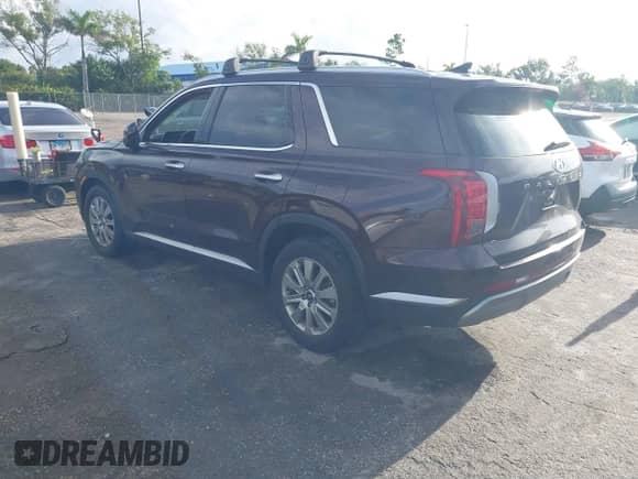 2023 Hyundai Palisade SEL с VIN KM8R24GE8PU539202, выставлен на аукционе IAAI как лот 40250198 с пробегом 18 794 миль миль и . История ставок и продаж доступна на DreamBid. Изображение 3.