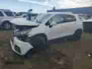 2020 Chevrolet Trax LS with VIN KL7CJKSBXLB064976, listed as a Copart auction lot 61472165 with 25,950 mi miles and Non repairable. Bid and sale history available at DreamBid. Image 1.