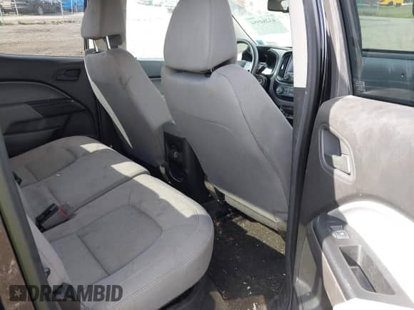 2016 Chevrolet Colorado 4WD WT z VIN 1GCGTBE30G1379817, wystawiony jako IAAI lot #43284954 z przebiegiem 88 749 mil mil oraz . Historia ofert i sprzedaży dostępna na DreamBid. Obrazek 8.