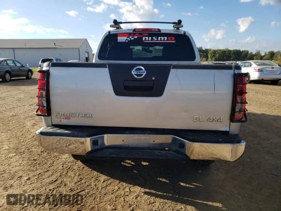 2011 Nissan Frontier Pro-4X with VIN 1N6AD0EV2BC443228, listed as a Copart auction lot 85303555 with 142,368 mi miles and Salvage title. Bid and sale history available at DreamBid. Image 6.