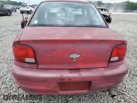 1999 Chevrolet Metro Lsi с VIN 2C1MR5220X6721078, выставлен на аукционе Copart как лот 56803955 с пробегом 130 145 миль миль и Списание • Salvage title. История ставок и продаж доступна на DreamBid. Изображение 6.