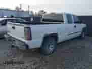 2005 GMC Sierra 1500 SLE с VIN 2GTEC19T251318844, выставлен на аукционе IAAI как лот 41781884 с пробегом 230 058 миль миль и . История ставок и продаж доступна на DreamBid. Изображение 4.