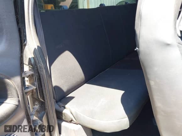 2001 Dodge 1500 with VIN 3B7HC13Z91G700719, listed as a IAAI auction lot 42911126 with 215,140 mi miles and . Bid and sale history available at DreamBid. Image 8.