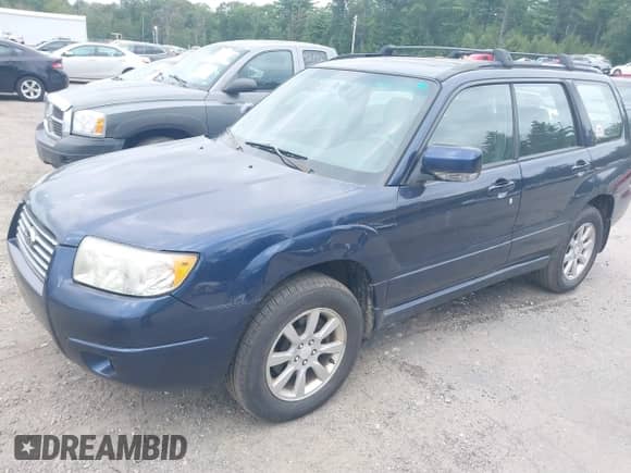 2006 Subaru Forester X with VIN JF1SG65686H741291, listed as a IAAI auction lot 43106492 with 196,390 mi miles and . Bid and sale history available at DreamBid. Image 2.