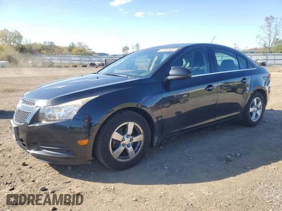 2014 Chevrolet Cruze 1LT с VIN 1G1PC5SB6E7353478, выставлен на аукционе Copart как лот 81902635 с пробегом 91 035 миль миль и Списание • Salvage title. История ставок и продаж доступна на DreamBid. Изображение 1.