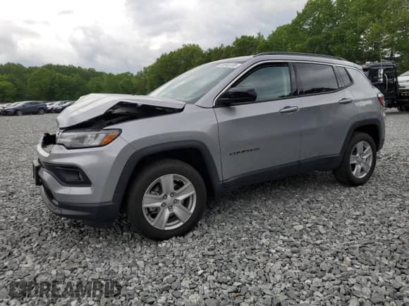 2022 Jeep Compass Latitude с VIN 3C4NJDBB0NT182902, выставлен на аукционе Copart как лот 58945135 с пробегом 18 910 миль миль и Списание • Salvage title. История ставок и продаж доступна на DreamBid. Изображение 1.