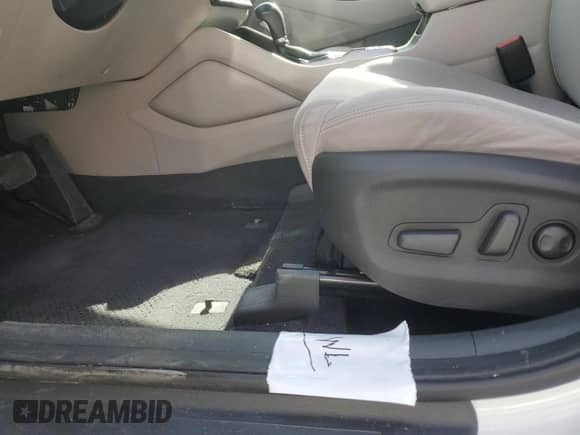 2018 Hyundai Tucson Sport with VIN KM8J3CAL6JU770182, listed as a Copart auction lot 70668785 with 70,697 mi miles and Salvage title. Bid and sale history available at DreamBid. Image 13.