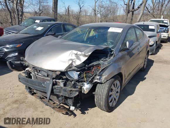 2012 Hyundai Elantra GLS z VIN 5NPDH4AE2CH066827, wystawiony jako IAAI lot #41763331 z przebiegiem 164 373 mil mil oraz . Historia ofert i sprzedaży dostępna na DreamBid. Obrazek 2.