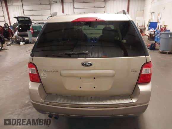 2005 Ford Freestyle SEL с VIN 1FMDK02195GA03149, выставлен на аукционе IAAI как лот 42532664 с пробегом 149 568 миль миль и . История ставок и продаж доступна на DreamBid. Изображение 16.
