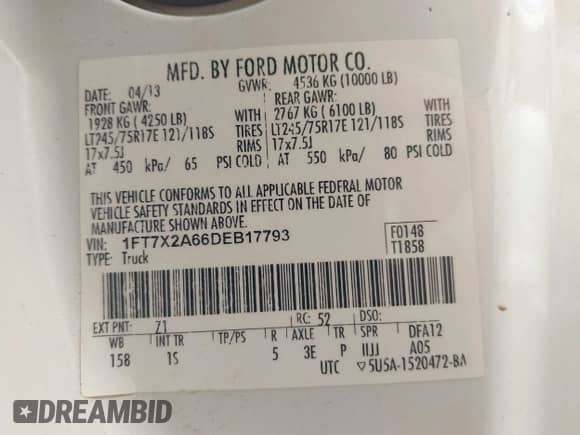 2013 Ford F-250 XL z VIN 1FT7X2A66DEB17793, wystawiony jako IAAI lot #41701126 z przebiegiem 157 445 mil mil oraz . Historia ofert i sprzedaży dostępna na DreamBid. Obrazek 9.