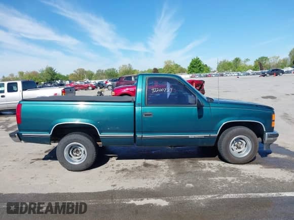 1996 GMC Sierra 1500 с VIN 1GTEC14W1TZ541091, выставлен на аукционе IAAI как лот 42200727 с пробегом 202 194 миль миль и . История ставок и продаж доступна на DreamBid. Изображение 14.