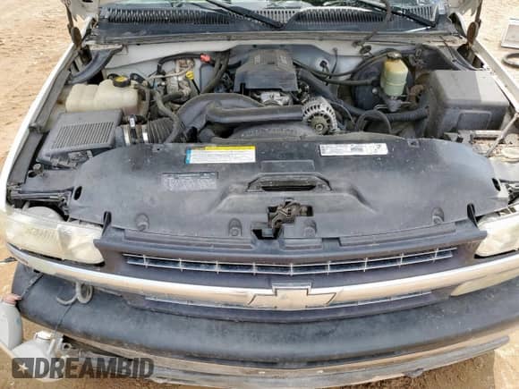 1999 Chevrolet Silverado 1500 LS с VIN 2GCEC19V2X1118549, выставлен на аукционе Copart как лот 68527045 с пробегом Не указан миль и На запчасти • Non repairable. История ставок и продаж доступна на DreamBid. Изображение 11.