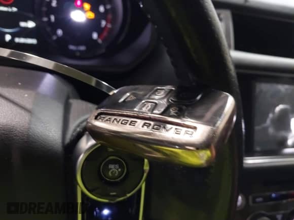 2016 Land Rover Range Rover Sport SE с VIN SALWG2VF2GA648368, выставлен на аукционе IAAI как лот 42109362 с пробегом 137 798 миль миль и . История ставок и продаж доступна на DreamBid. Изображение 11.