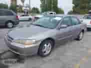 2000 Honda Accord EX with VIN 1HGCG6685YA088379, listed as a IAAI auction lot 42840389 with 281,854 mi miles and . Bid and sale history available at DreamBid. Image 2.