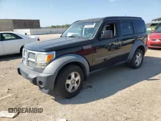 2007 Dodge Nitro SXT with VIN 1D8GT28KX7W644413, listed as a Copart auction lot 71081635 with 143,354 mi miles and Clean title. Bid and sale history available at DreamBid. Image 1.
