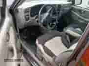 2003 Chevrolet S-10 LS с VIN 1GCCS14H938265325, выставлен на аукционе Copart как лот 59508025 с пробегом 140 002 миль миль и Списание • Salvage title. История ставок и продаж доступна на DreamBid. Изображение 8.