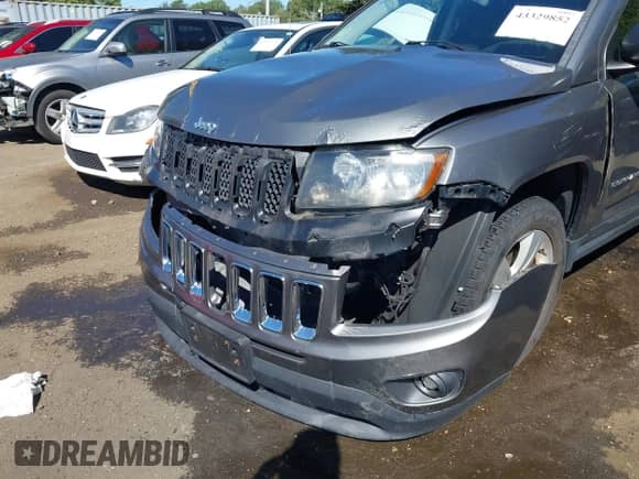 2014 Jeep Compass Sport с VIN 1C4NJDBB1ED607601, выставлен на аукционе IAAI как лот 43329852 с пробегом 135 237 миль миль и . История ставок и продаж доступна на DreamBid. Изображение 6.