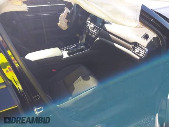 2018 Honda Accord EX z VIN 1HGCV1F46JA099189, wystawiony jako IAAI lot #43057639 z przebiegiem 85 215 mil mil oraz . Historia ofert i sprzedaży dostępna na DreamBid. Obrazek 5.