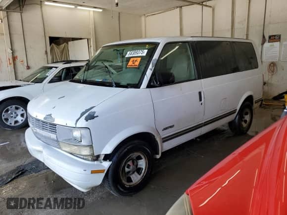 1998 Chevrolet Astro с VIN 1GNDM19WXWB109377, выставлен на аукционе Copart как лот 58389375 с пробегом 284 046 миль миль и Списание • Salvage title. История ставок и продаж доступна на DreamBid. Изображение 1.
