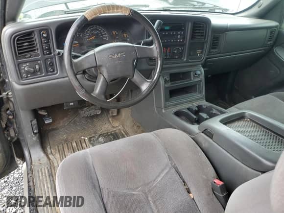 2004 GMC Sierra 1500 SLT z VIN 1GTEK19T14Z146489, wystawiony jako Copart lot #66932135 z przebiegiem 332 391 mil mil oraz Szkoda całkowita • Salvage title. Historia ofert i sprzedaży dostępna na DreamBid. Obrazek 8.