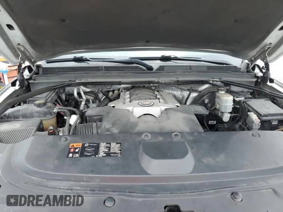 2015 Cadillac Escalade Luxury with VIN 1GYS4BKJ8FR227238, listed as a Copart auction lot 70306395 with 99,245 mi miles and Clean title. Bid and sale history available at DreamBid. Image 12.