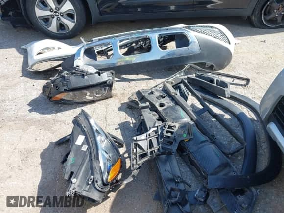 2020 Mercedes-Benz GLS 450 with VIN 4JGFF5KE9LA214090, listed as a IAAI auction lot 42487916 with 83,584 mi miles and . Bid and sale history available at DreamBid. Image 12.