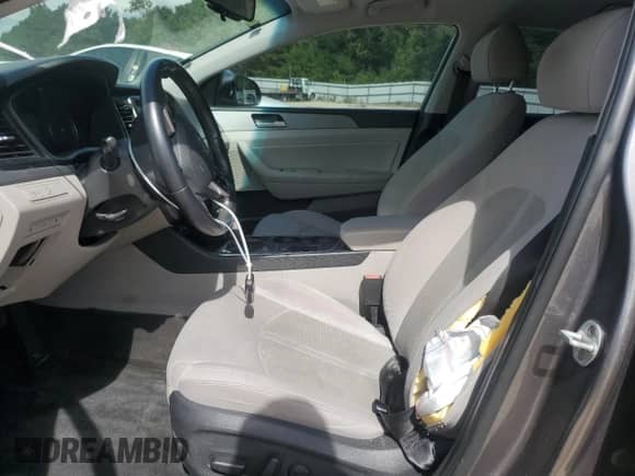 2018 Hyundai Sonata SEL with VIN 5NPE34AF5JH660109, listed as a Copart auction lot 85190195 with 104,120 mi miles and Salvage title. Bid and sale history available at DreamBid. Image 7.