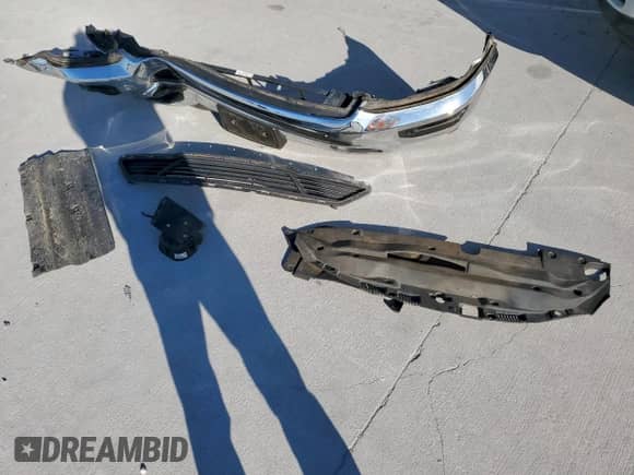 2022 Ram 1500 Laramie z VIN 1C6SRFJT3NN141138, wystawiony jako Copart lot #86326955 z przebiegiem 84 335 mil mil oraz Szkoda całkowita • Salvage title. Historia ofert i sprzedaży dostępna na DreamBid. Obrazek 12.