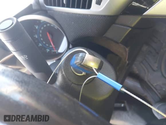 2014 Chevrolet Cruze 2LT z VIN 1G1PE5SB0E7418528, wystawiony jako IAAI lot #43525230 z przebiegiem 89 999 mil mil oraz . Historia ofert i sprzedaży dostępna na DreamBid. Obrazek 11.