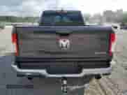 2021 Ram 1500 Big Horn z VIN 1C6SRFBT8MN781374, wystawiony jako Copart lot #65876845 z przebiegiem 62 822 mil mil oraz Szkoda całkowita • Salvage title. Historia ofert i sprzedaży dostępna na DreamBid. Obrazek 6.