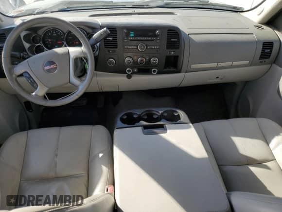 2007 GMC Sierra 1500 Work Truck с VIN 2GTEK13M371585028, выставлен на аукционе Copart как лот 74295514 с пробегом 156 613 миль миль и Списание • Salvage title. История ставок и продаж доступна на DreamBid. Изображение 8.