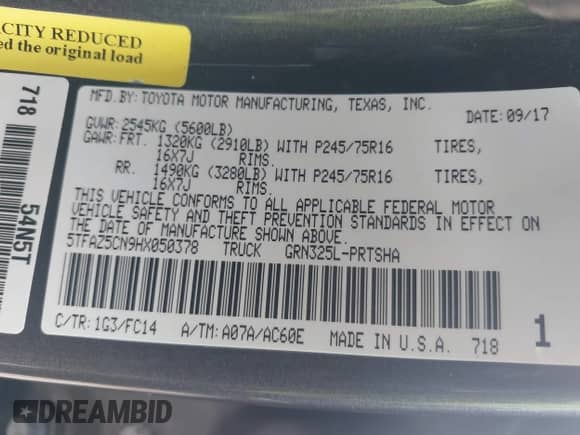 2017 Toyota Tacoma SR5 z VIN 5TFAZ5CN9HX050378, wystawiony jako IAAI lot #42942344 z przebiegiem 158 431 mil mil oraz . Historia ofert i sprzedaży dostępna na DreamBid. Obrazek 9.