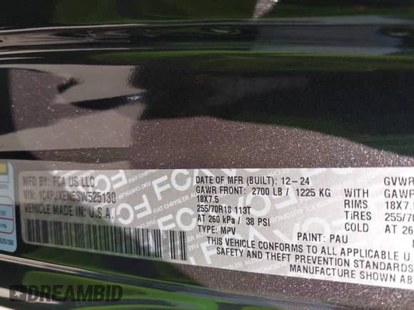 2025 Jeep Wrangler Sahara z VIN 1C4PJXEN5SW525130, wystawiony jako IAAI lot #43257826 z przebiegiem 5 387 mil mil oraz . Historia ofert i sprzedaży dostępna na DreamBid. Obrazek 9.