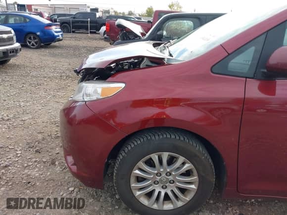 2013 Toyota Sienna XLE AAS with VIN 5TDYK3DC0DS282713, listed as a IAAI auction lot 43462636 with 247,177 mi miles and . Bid and sale history available at DreamBid. Image 6.