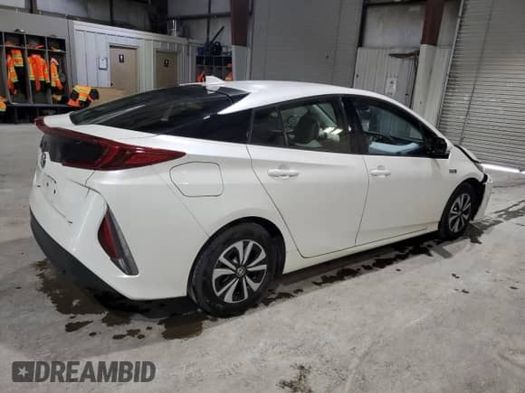 2017 Toyota Prius Premium with VIN JTDKARFP0H3046646, listed as a Copart auction lot 63763485 with 69,956 mi miles and Salvage title. Bid and sale history available at DreamBid. Image 3.