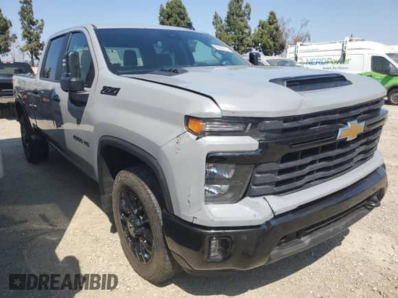 2025 Chevrolet Silverado 2500 с VIN 2GC4KME74S1148409, выставлен на аукционе Copart как лот 69282705 с пробегом 7 666 миль миль и Списание • Salvage title. История ставок и продаж доступна на DreamBid. Изображение 4.