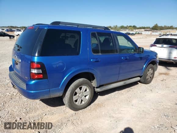 2010 Ford Explorer XLT z VIN 1FMEU7DE5AUA87893, wystawiony jako Copart lot #82632875 z przebiegiem 159 149 mil mil oraz Czysty tytuł • Clean title. Historia ofert i sprzedaży dostępna na DreamBid. Obrazek 3.