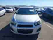 2012 Chevrolet Sonic LS с VIN 1G1JB5SH8C4190098, выставлен на аукционе IAAI как лот 41671068 с пробегом 178 317 миль миль и . История ставок и продаж доступна на DreamBid. Изображение 13.