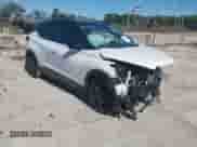 2023 Nissan Kicks SR с VIN 3N1CP5DVXPL546073, выставлен на аукционе IAAI как лот 41833025 с пробегом 22 622 миль миль и . История ставок и продаж доступна на DreamBid. Изображение 1.