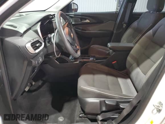2021 Chevrolet TrailBlazer LS с VIN KL79MNSL5MB002379, выставлен на аукционе Copart как лот 68253095 с пробегом 157 225 миль миль и Списание • Salvage title. История ставок и продаж доступна на DreamBid. Изображение 7.