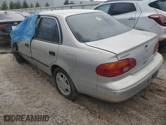 2001 Chevrolet Prizm с VIN 1Y1SK52871Z427641, выставлен на аукционе Copart как лот 55704775 с пробегом Не указан миль и Списание • Salvage title. История ставок и продаж доступна на DreamBid. Изображение 2.