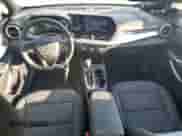 2025 Chevrolet Trax 1RS с VIN KL77LGEP2SC226351, выставлен на аукционе Copart как лот 71740675 с пробегом 8 965 миль миль и На запчасти • Non repairable. История ставок и продаж доступна на DreamBid. Изображение 8.