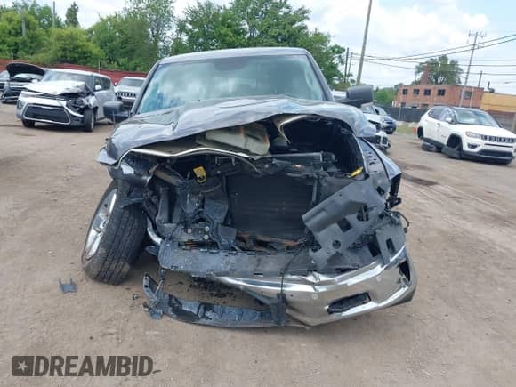 2015 Ram 1500 Big Horn с VIN 1C6RR7LT1FS732976, выставлен на аукционе IAAI как лот 42474647 с пробегом Не указан миль и . История ставок и продаж доступна на DreamBid. Изображение 6.