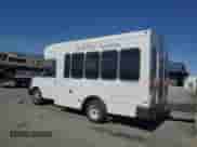 2007 Chevrolet Express Commercial DRW C7L с VIN 1GBJG31U971178937, выставлен на аукционе Copart как лот 61300724 с пробегом Не указан миль и Списание • Salvage title. История ставок и продаж доступна на DreamBid. Изображение 3.