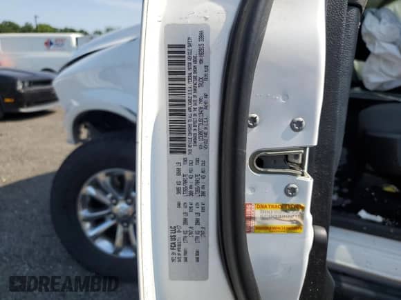 2018 Ram 1500 Harvest z VIN 1C6RR7TT3JS113420, wystawiony jako Copart lot #66898395 z przebiegiem Nie podano mil oraz Szkoda całkowita • Salvage title. Historia ofert i sprzedaży dostępna na DreamBid. Obrazek 12.